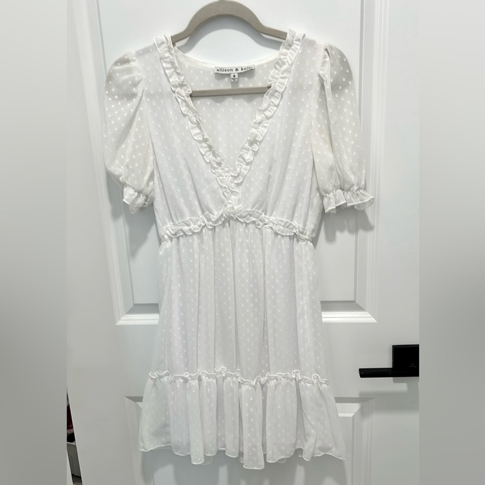 DRESS || white dress